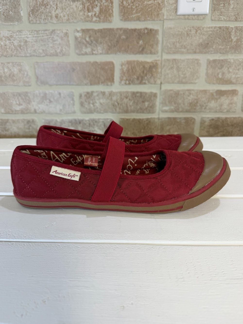 American Eagle Quilted Mary Jane Flats Red Canvas Shoes Women’s Size 8 EU 40